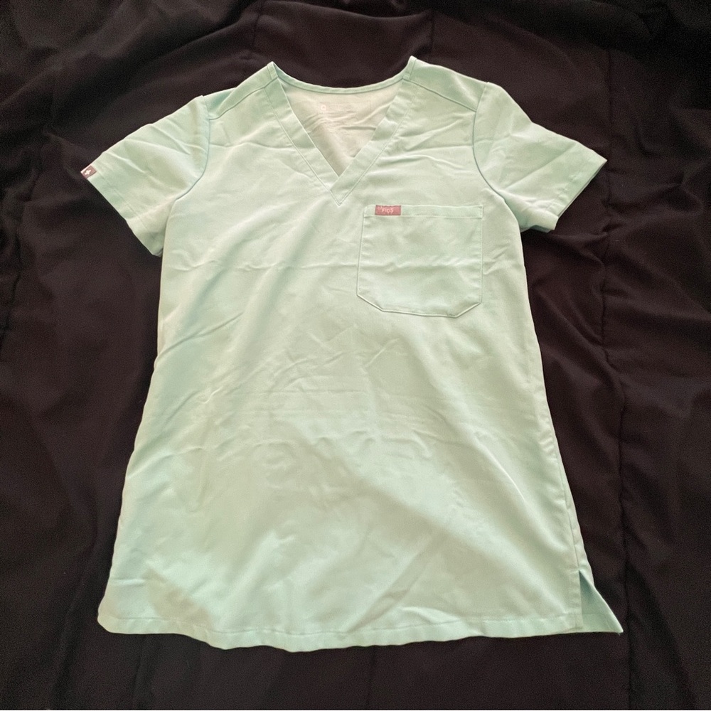Figs Fresh Aqua Scrub Top